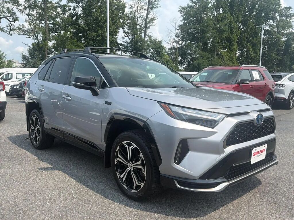 2024 Toyota RAV4 Prime XSE — photo 1 of 13