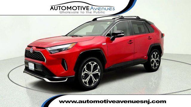 2023 Toyota RAV4 Prime XSE — photo 1 of 13
