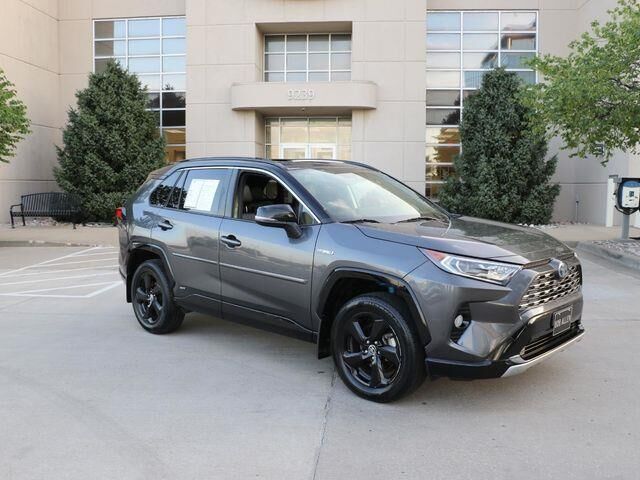 2020 Toyota RAV4 Hybrid XSE