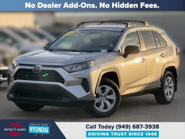 2020 Toyota RAV4 LE