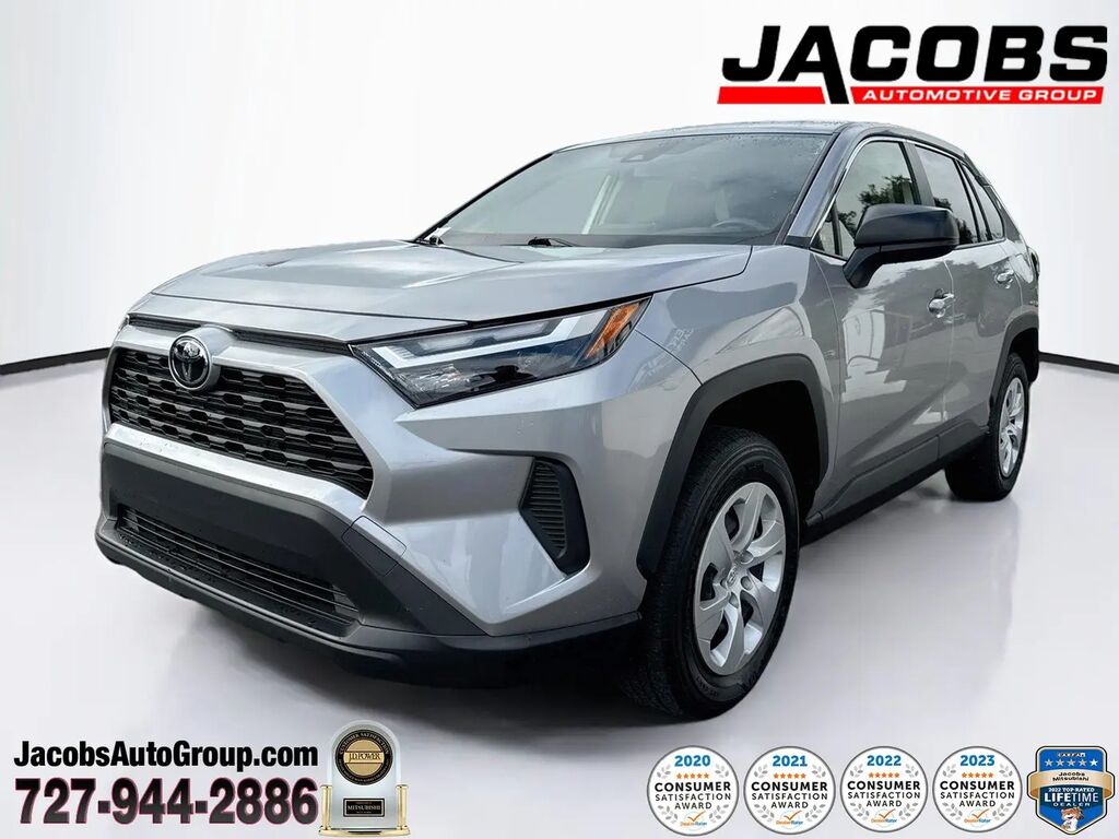 2025 Toyota RAV4 LE — photo 1 of 13