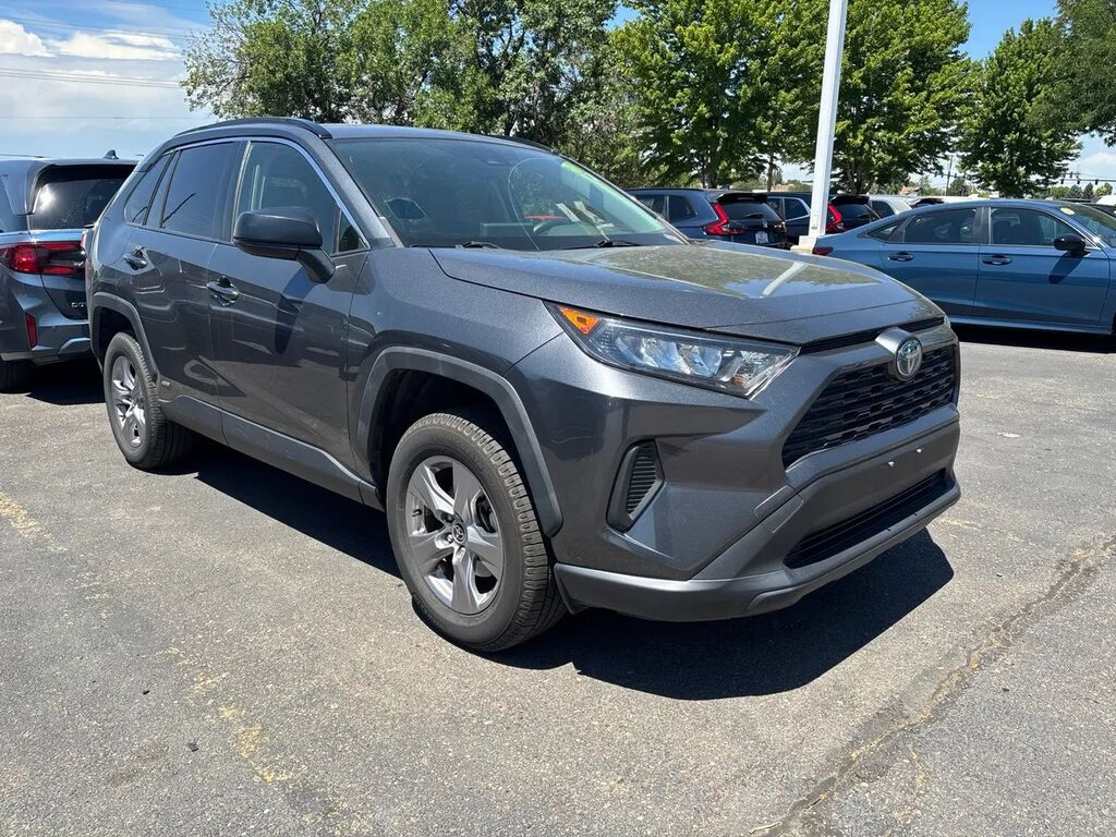 2022 Toyota RAV4 Hybrid LE
