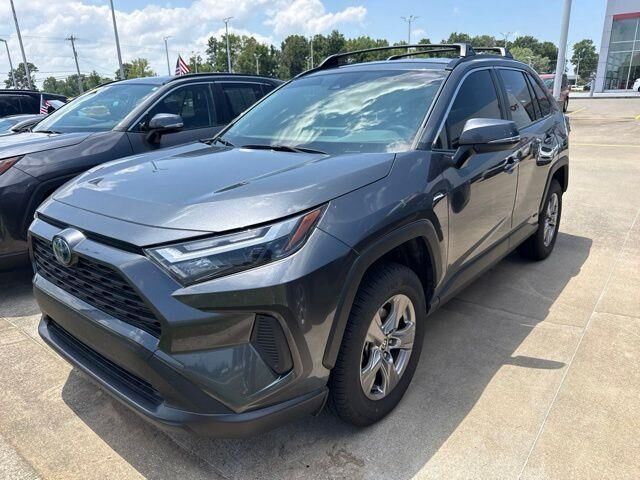 2023 Toyota RAV4 Hybrid LE