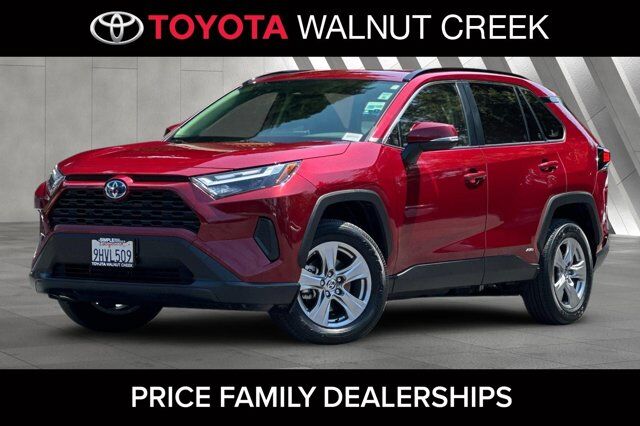 2023 Toyota RAV4 LE