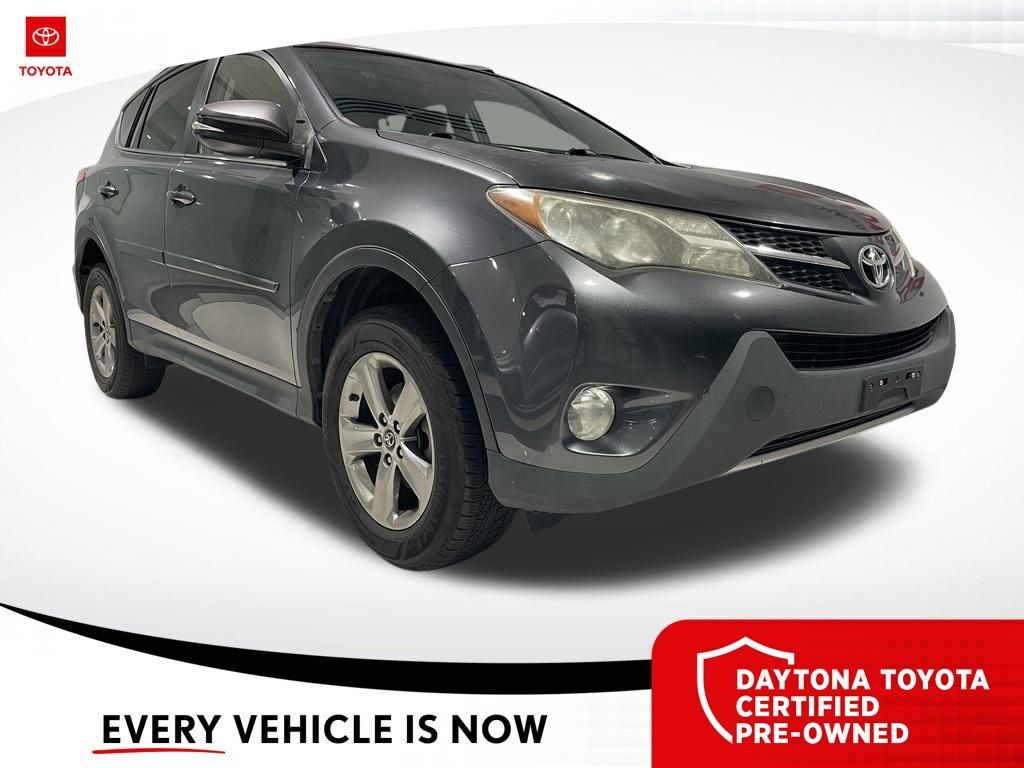 2015 Toyota RAV4 XLE — photo 1 of 10
