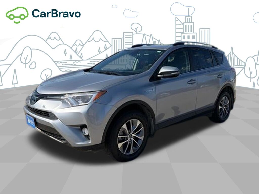2018 Toyota RAV4 XLE — photo 1 of 7