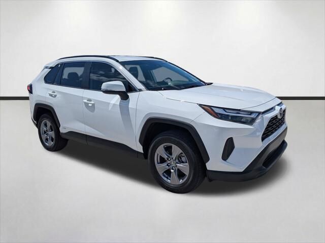 2024 Toyota RAV4 Hybrid XLE
