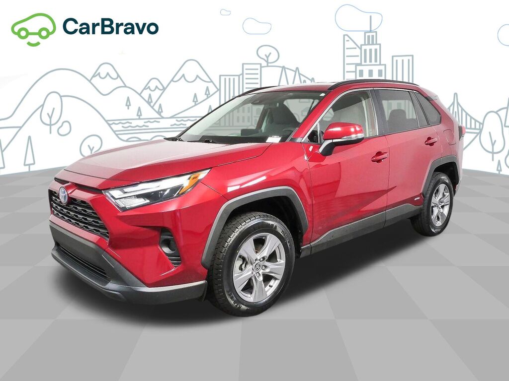 2024 Toyota RAV4 XLE — photo 1 of 6