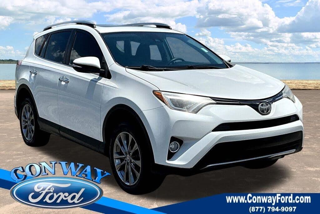 2018 Toyota RAV4 Limited — photo 1 of 1