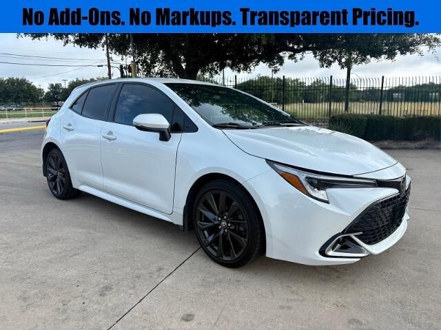 2024 Toyota Corolla Hatchback XSE