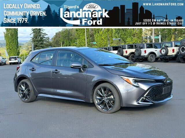 2024 Toyota Corolla Hatchback XSE