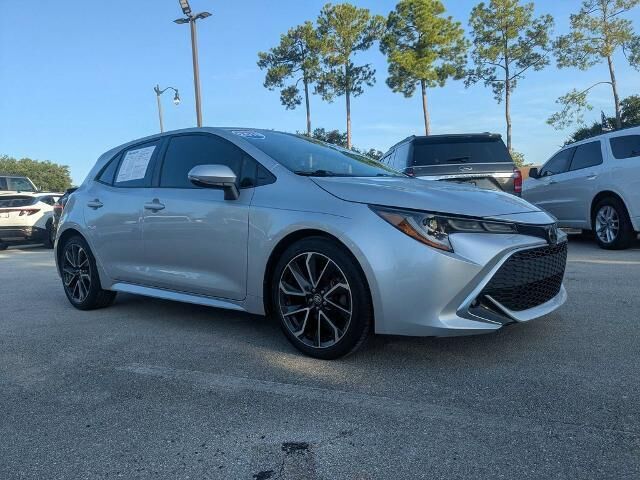 2019 Toyota Corolla Hatchback XSE — photo 1 of 12