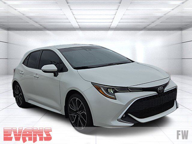 2019 Toyota Corolla Hatchback XSE — photo 1 of 13