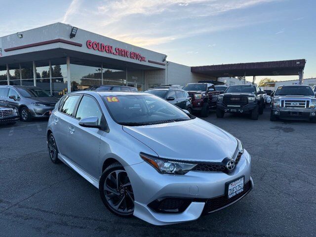 2016 Scion iM Base 4dr Hatchback CVT