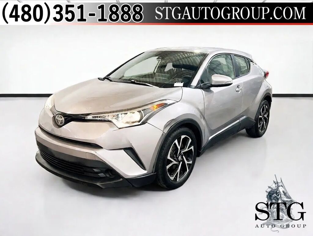 2019 Toyota C-HR XLE — photo 1 of 13