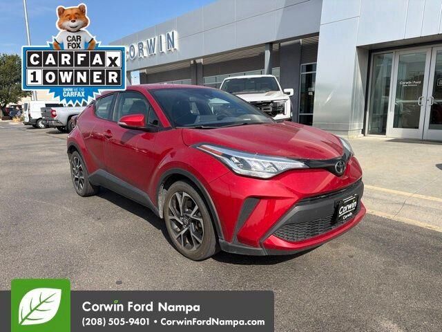 2021 Toyota C-HR XLE — photo 1 of 13