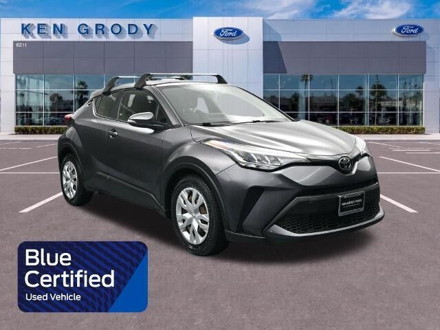 2020 Toyota C-HR XLE — photo 1 of 13