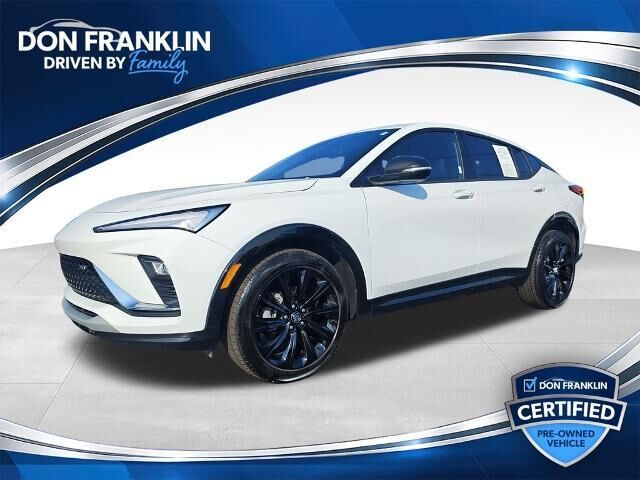 2024 Buick Envista Sport Touring — photo 1 of 13