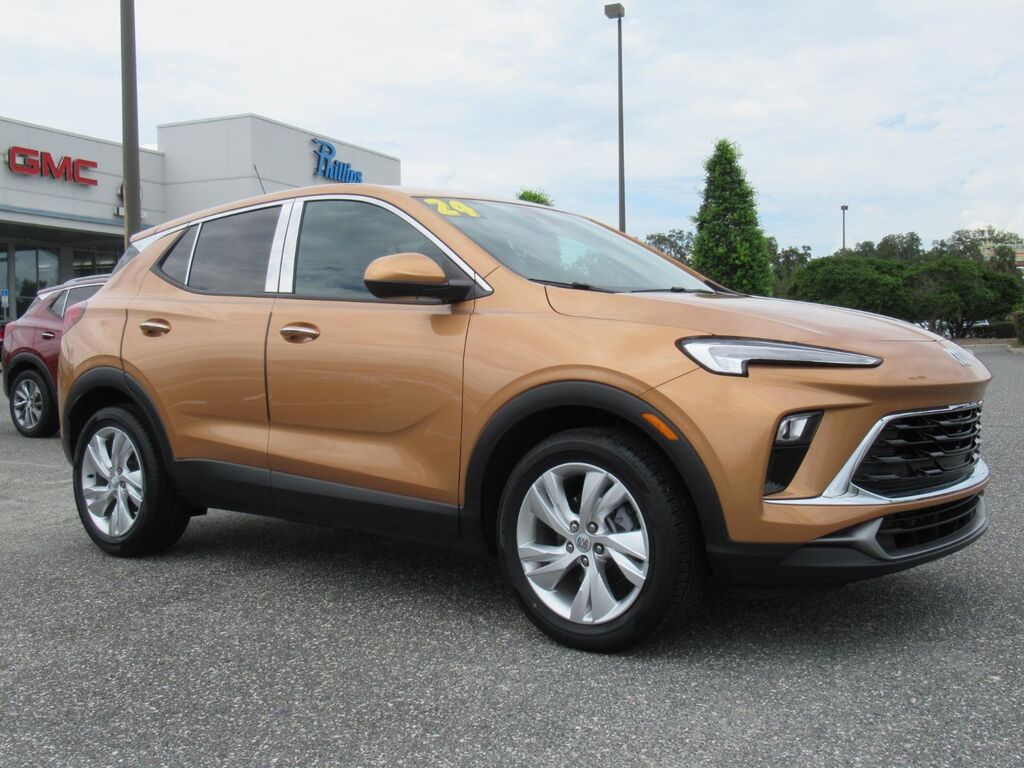 2024 Buick Encore GX Preferred — photo 1 of 13