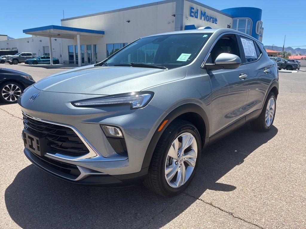 2025 Buick Encore GX Preferred — photo 1 of 13
