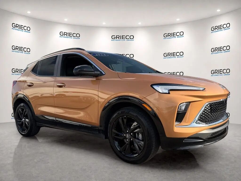 2024 Buick Encore GX Sport Touring — photo 1 of 12