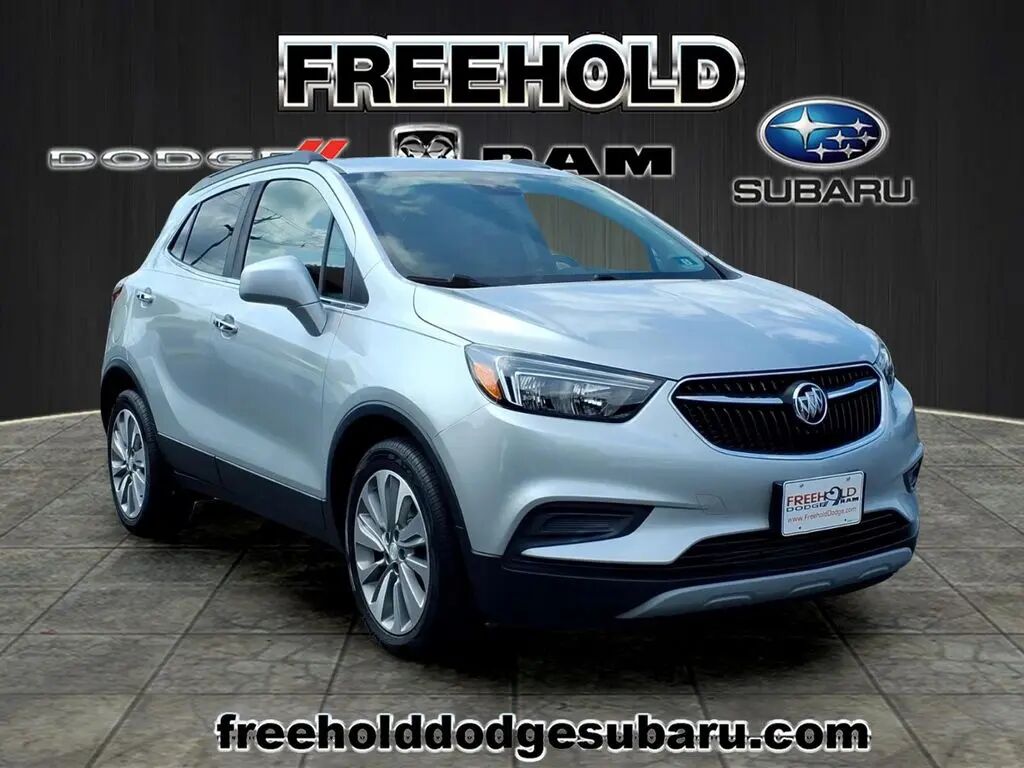 2020 Buick Encore Preferred — photo 1 of 13