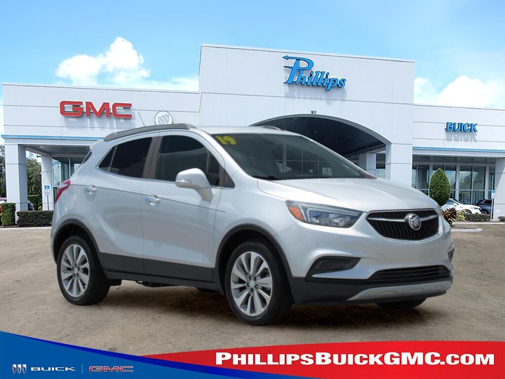 2019 Buick Encore Preferred — photo 1 of 26