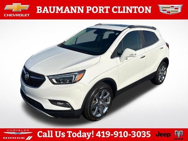 2017 Buick Encore Essence — photo 1 of 13