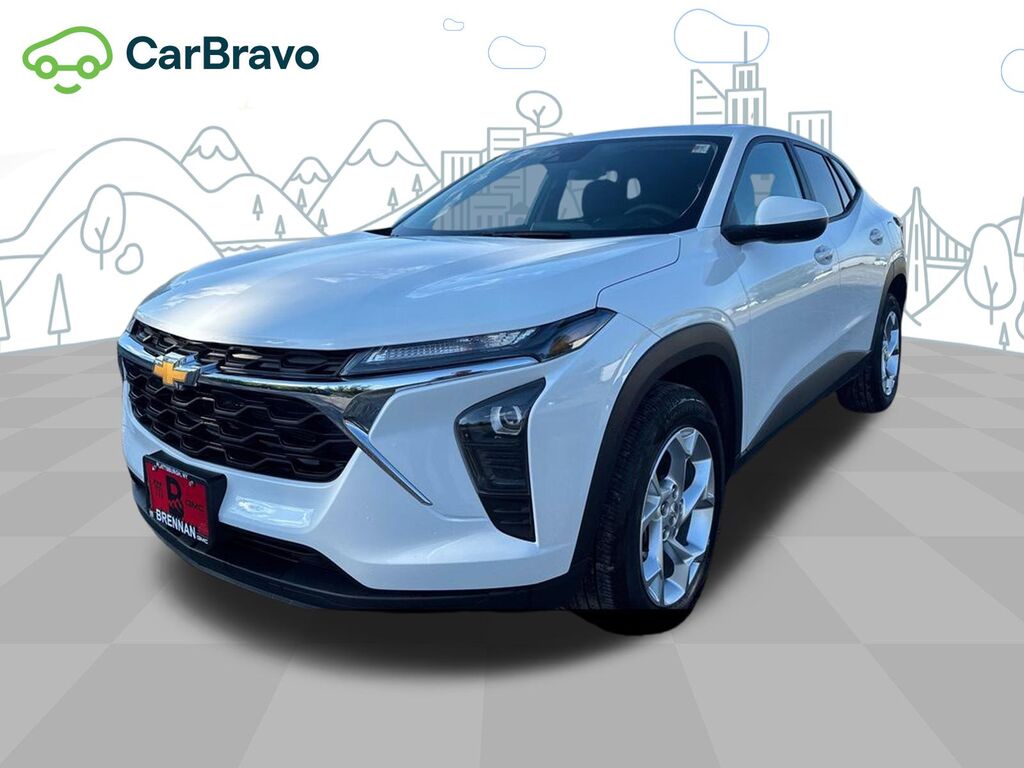 2024 Chevrolet Trax LS — photo 1 of 6