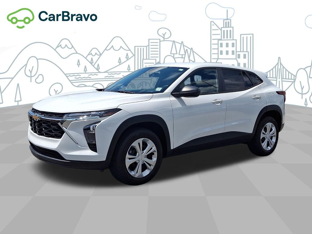 2024 Chevrolet Trax LS — photo 1 of 7
