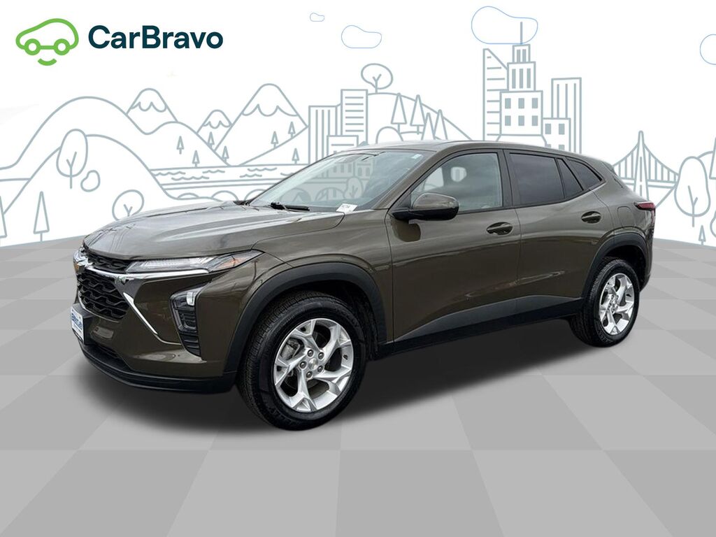 2024 Chevrolet Trax LS — photo 1 of 6