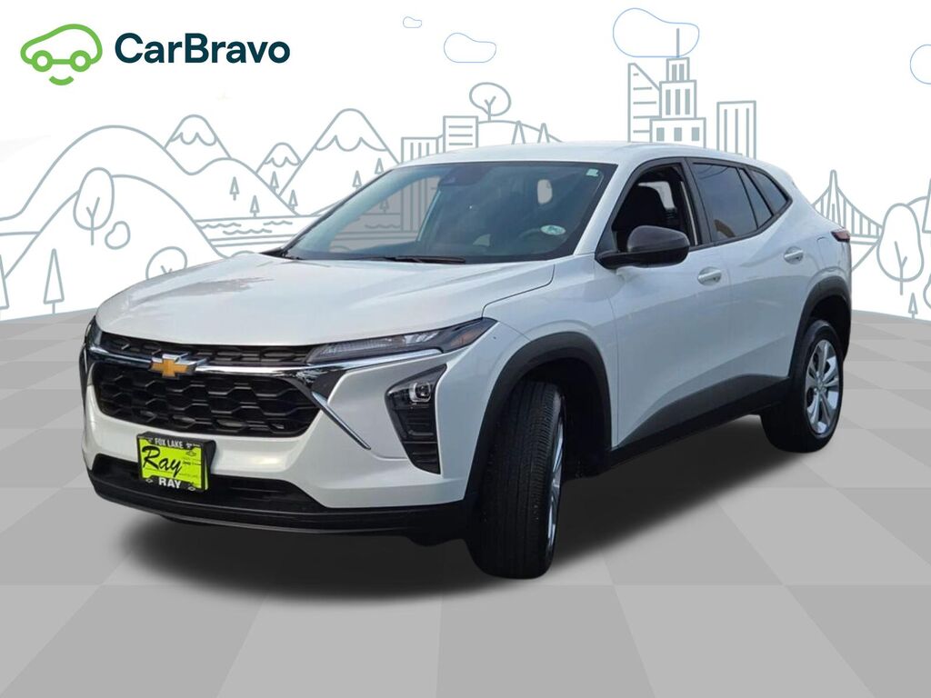 2024 Chevrolet Trax LS — photo 1 of 7