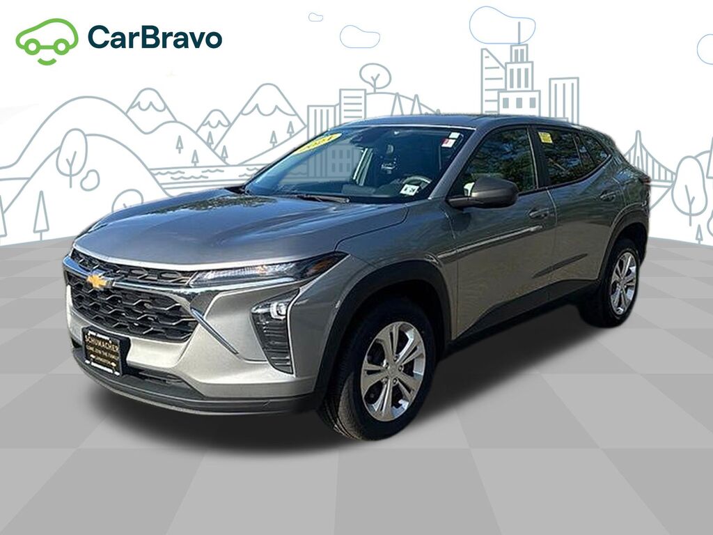 2024 Chevrolet Trax LS — photo 1 of 7