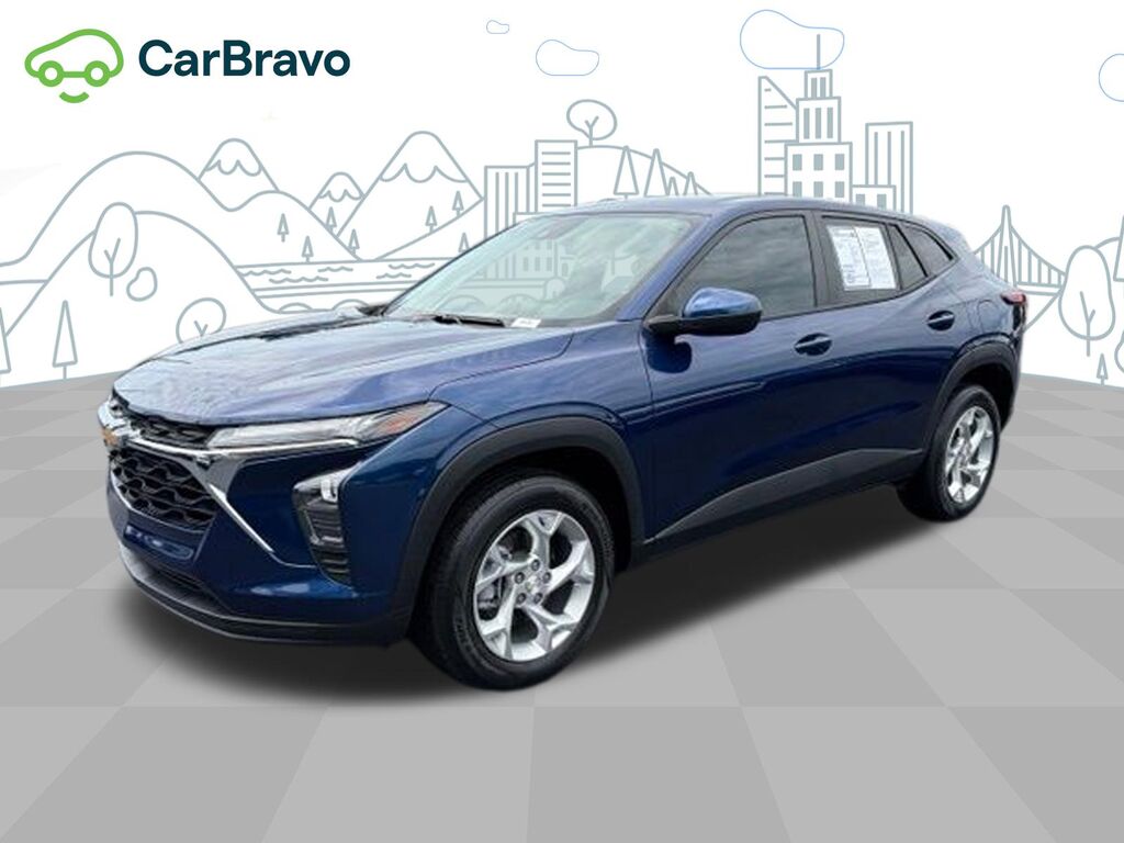 2024 Chevrolet Trax LS — photo 1 of 6