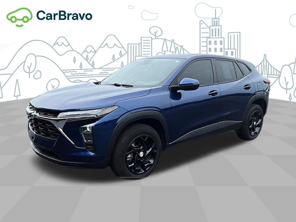 2024 Chevrolet Trax LS — photo 1 of 7