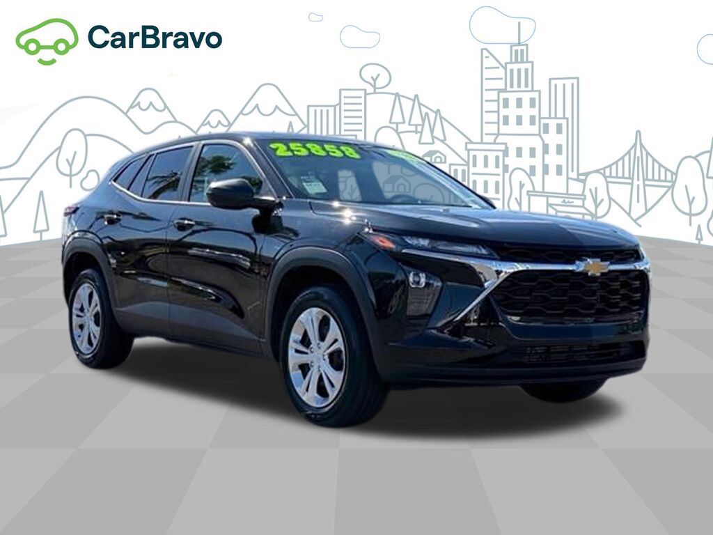 2026 Chevrolet Trax LS — photo 1 of 7