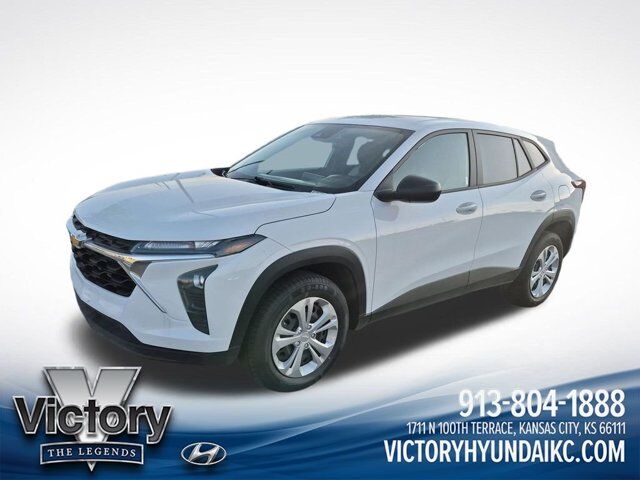 2025 Chevrolet Trax LS