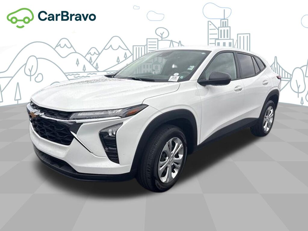 2026 Chevrolet Trax LS — photo 1 of 6