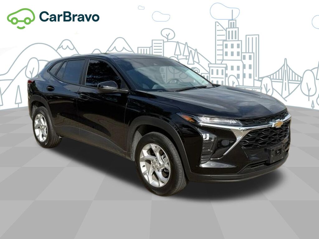 2026 Chevrolet Trax LS — photo 1 of 6