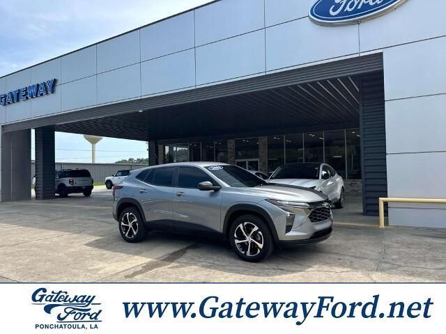 2024 Chevrolet Trax RS