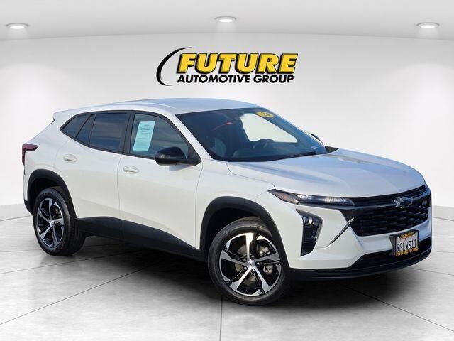 2024 Chevrolet Trax RS