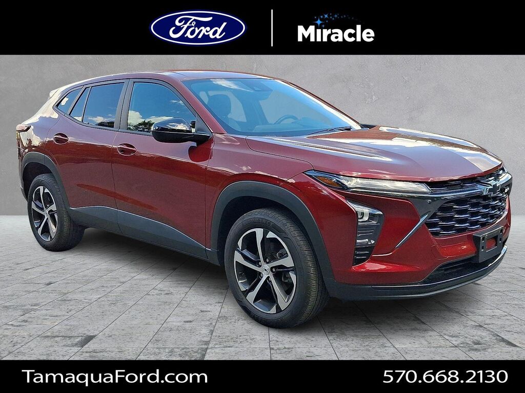 2024 Chevrolet Trax RS — photo 1 of 1