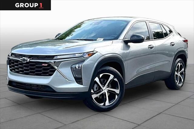 2025 Chevrolet Trax RS