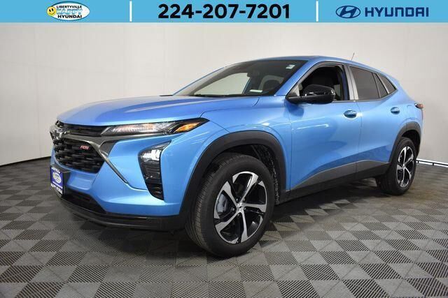 2025 Chevrolet Trax RS — photo 1 of 13