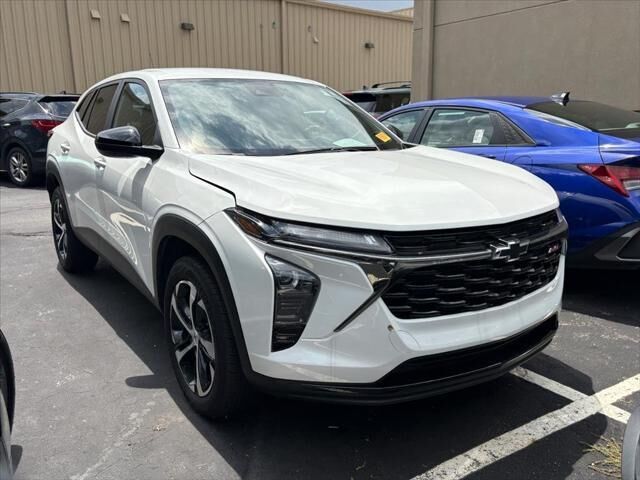 2025 Chevrolet Trax RS