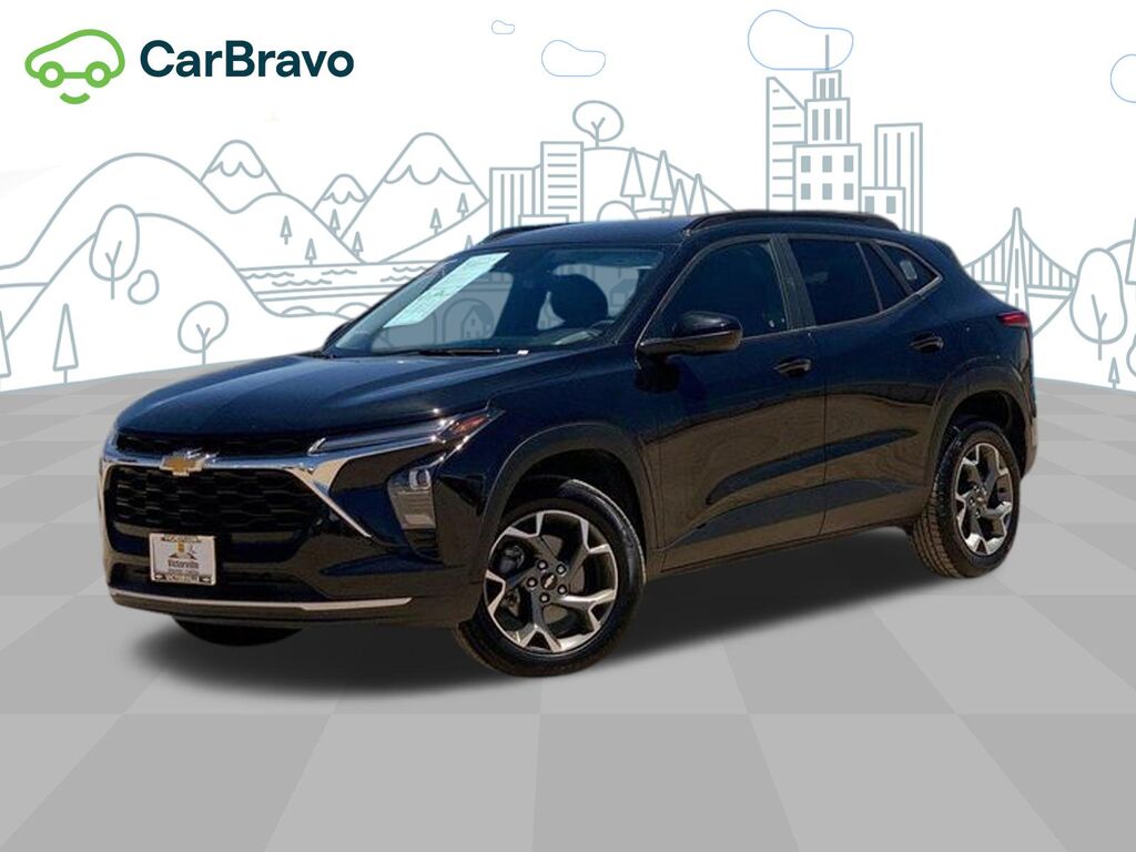 2024 Chevrolet Trax LT — photo 1 of 6