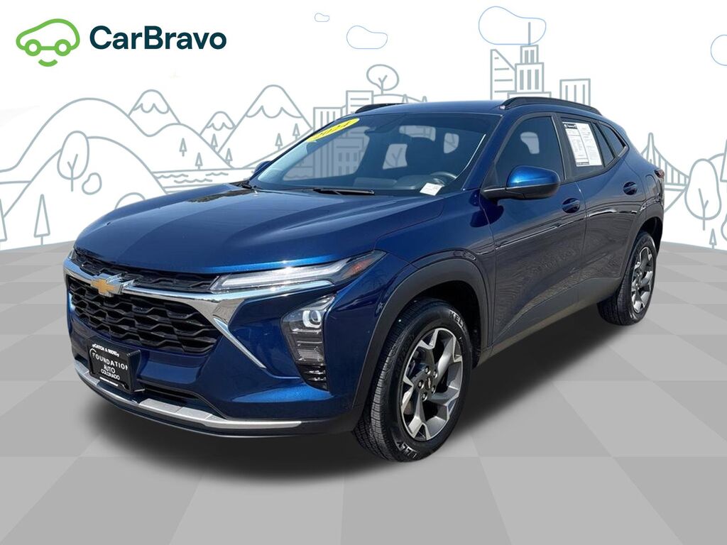 2024 Chevrolet Trax LT — photo 1 of 6