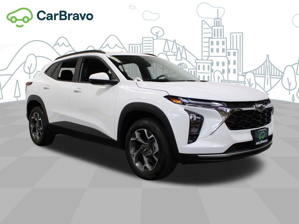 2024 Chevrolet Trax LT — photo 1 of 7