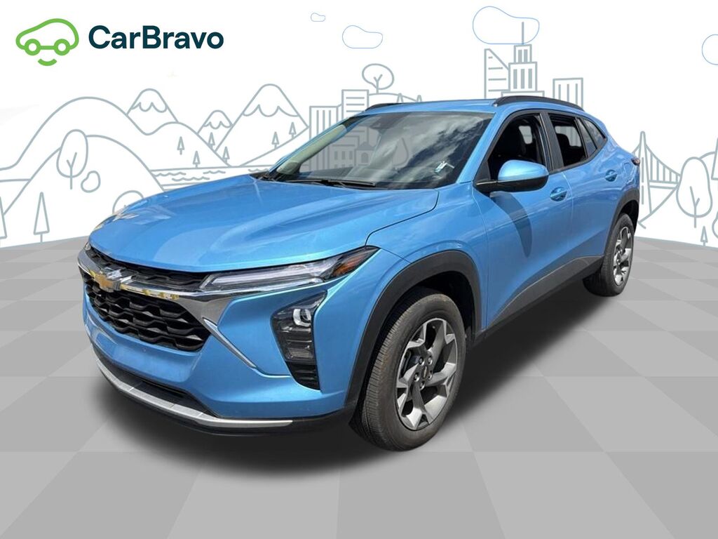 2025 Chevrolet Trax LT — photo 1 of 5
