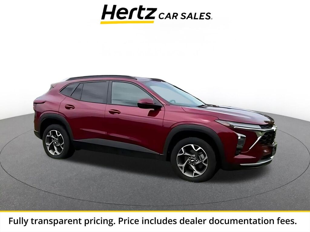2025 Chevrolet Trax LT — photo 1 of 1